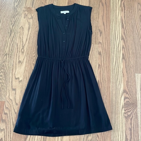 LOFT Dresses & Skirts - Easy breezy loft dress